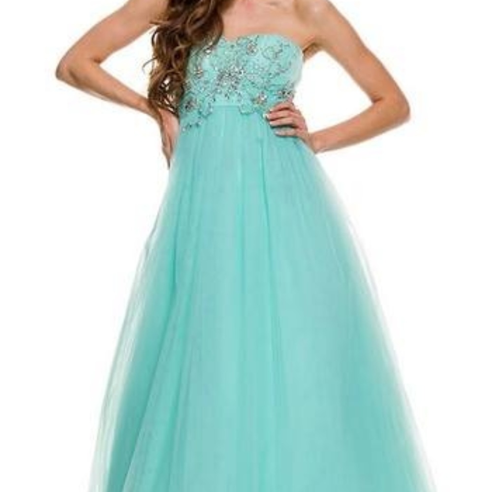 NEW! Beautiful Long Evening Dress w/ Corset Back